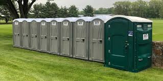 Best VIP or Luxury Restroom Trailers  in Atlantic Beach, NC